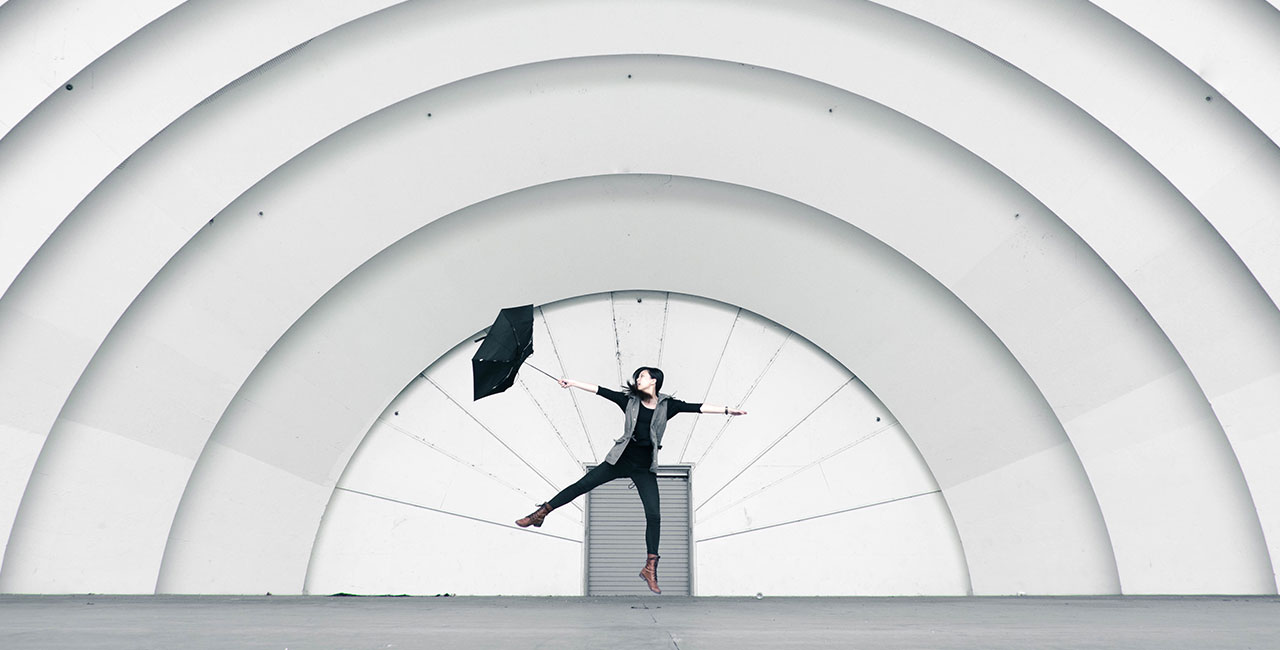 Flying in the Metro Museum of Art